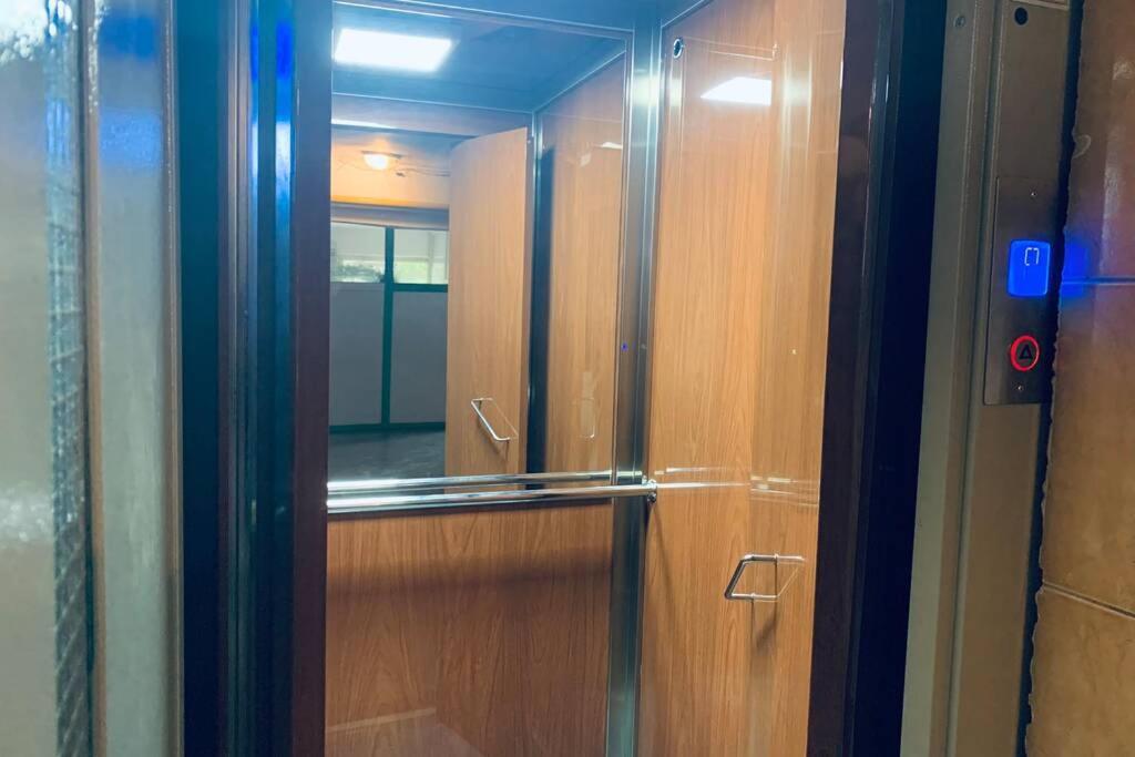 Cozy 2 Rooms Apartment Close To City Center Bucareste Exterior foto